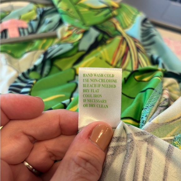 Lilly Pulitzer Vibrant Green and Blue Pam and Parrot Print Dress - Picture 5 of 6